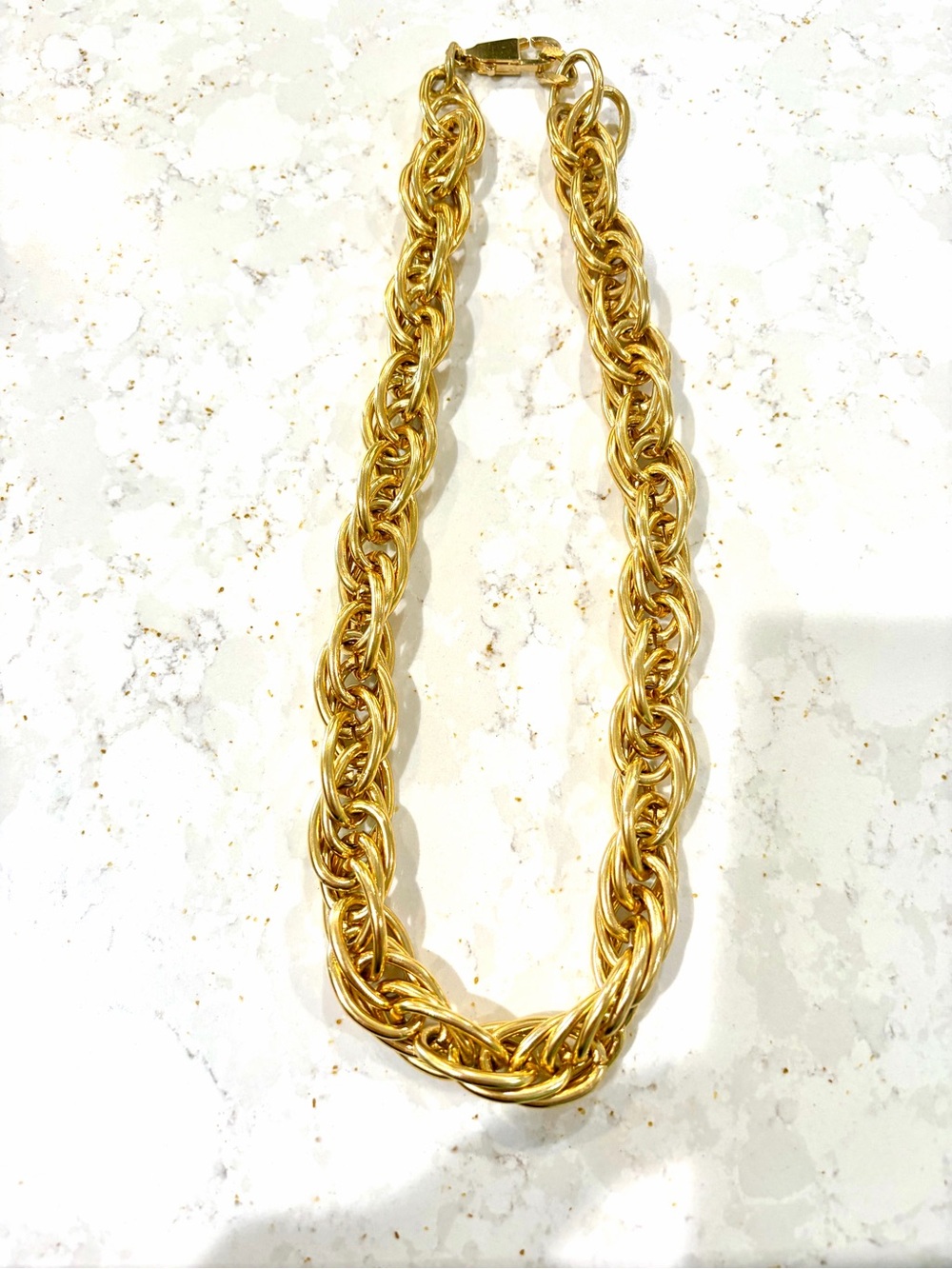 Vintage Chunky Gold-Plated Interlocking Rosa Rope Statement Chain - Picture 1 of 5